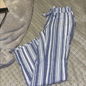 VINEYARD VINES BLUE AND WHITE STRIPPED PANTS